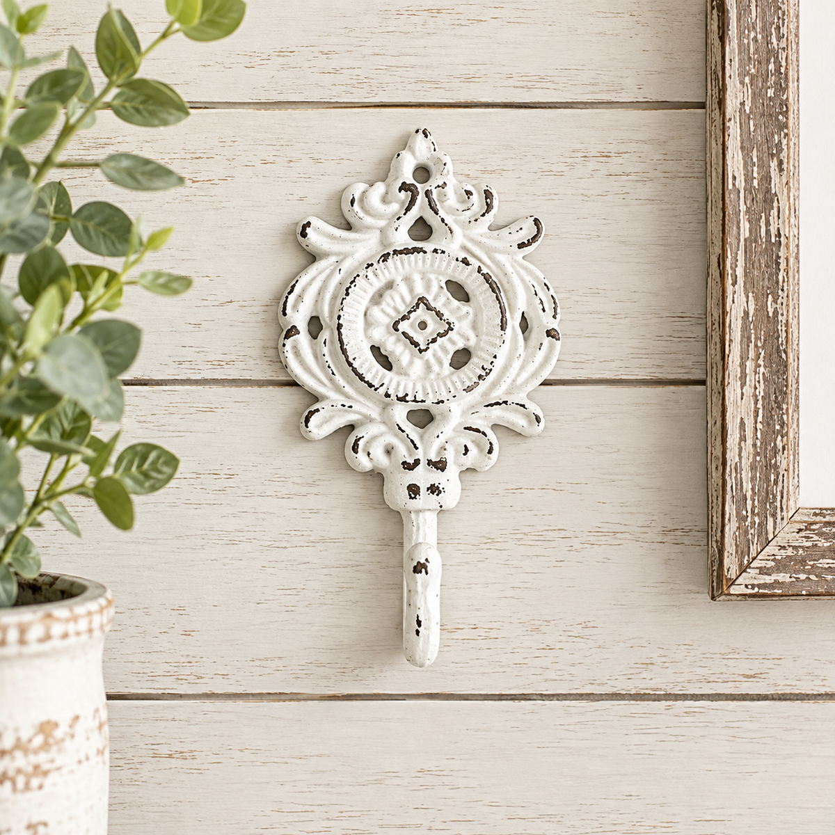 Shabby Chic Wall Hook (18 Colors)