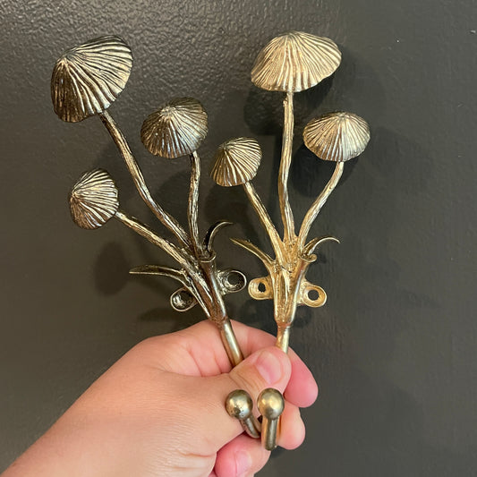 Mushroom Wall Hook (2 Colors)