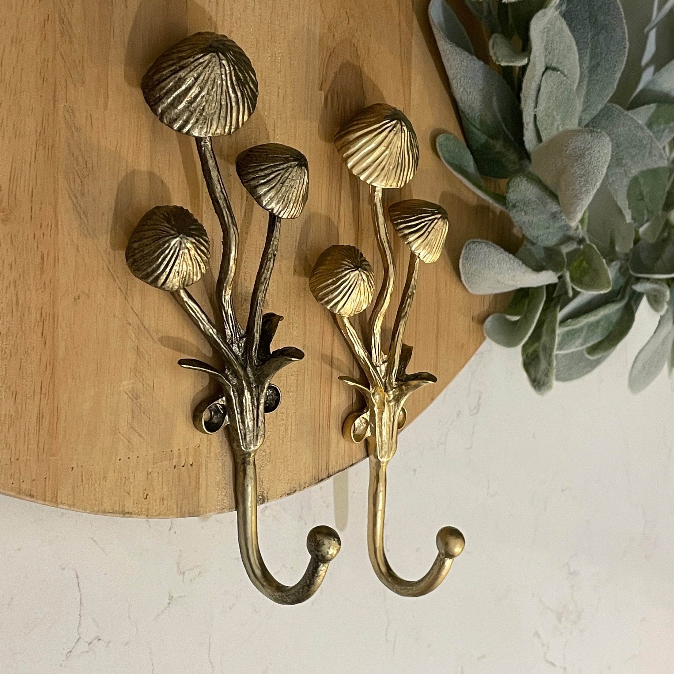 Mushroom Wall Hook (2 Colors)