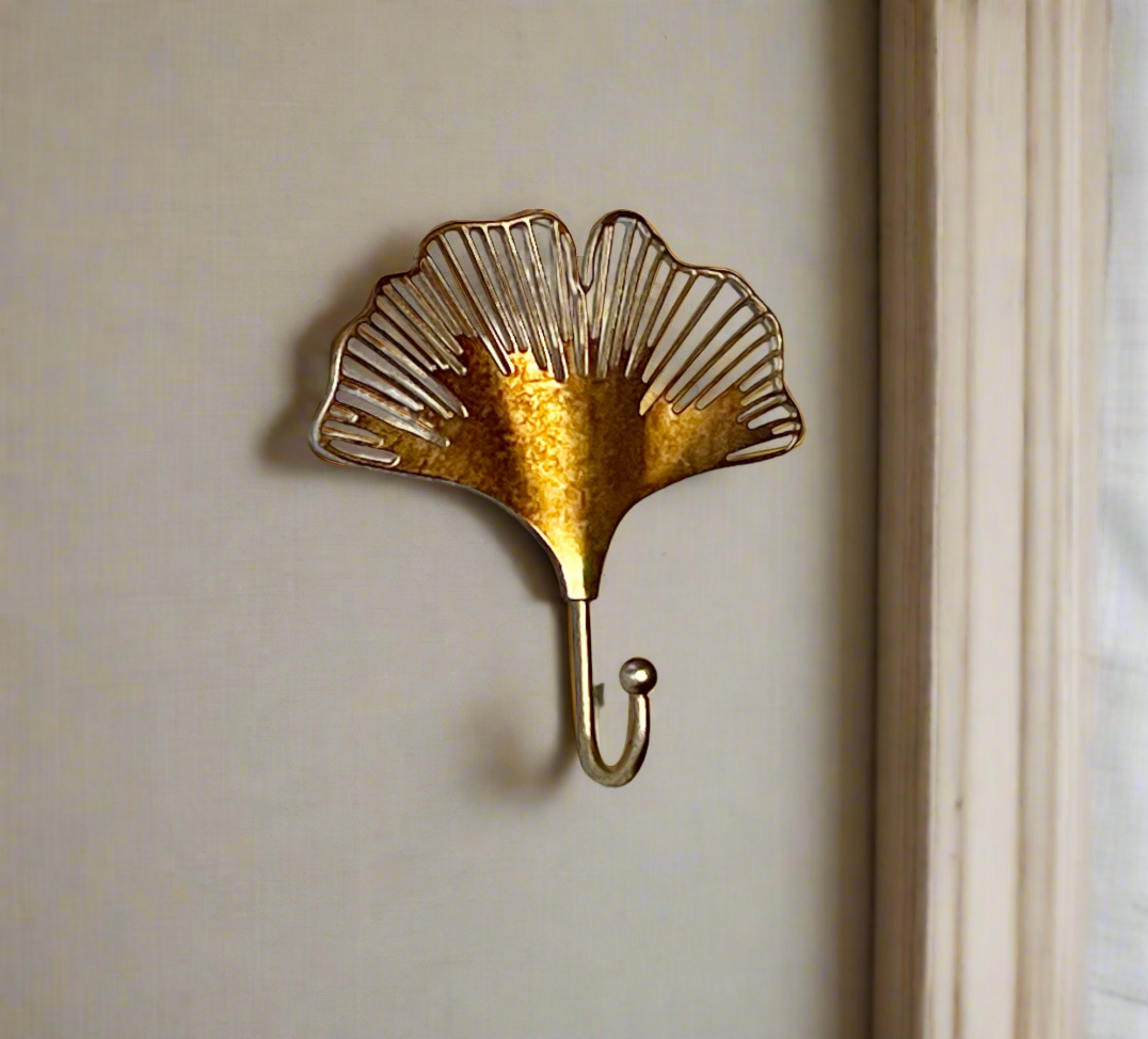 Antique Gold Ginkgo Hook