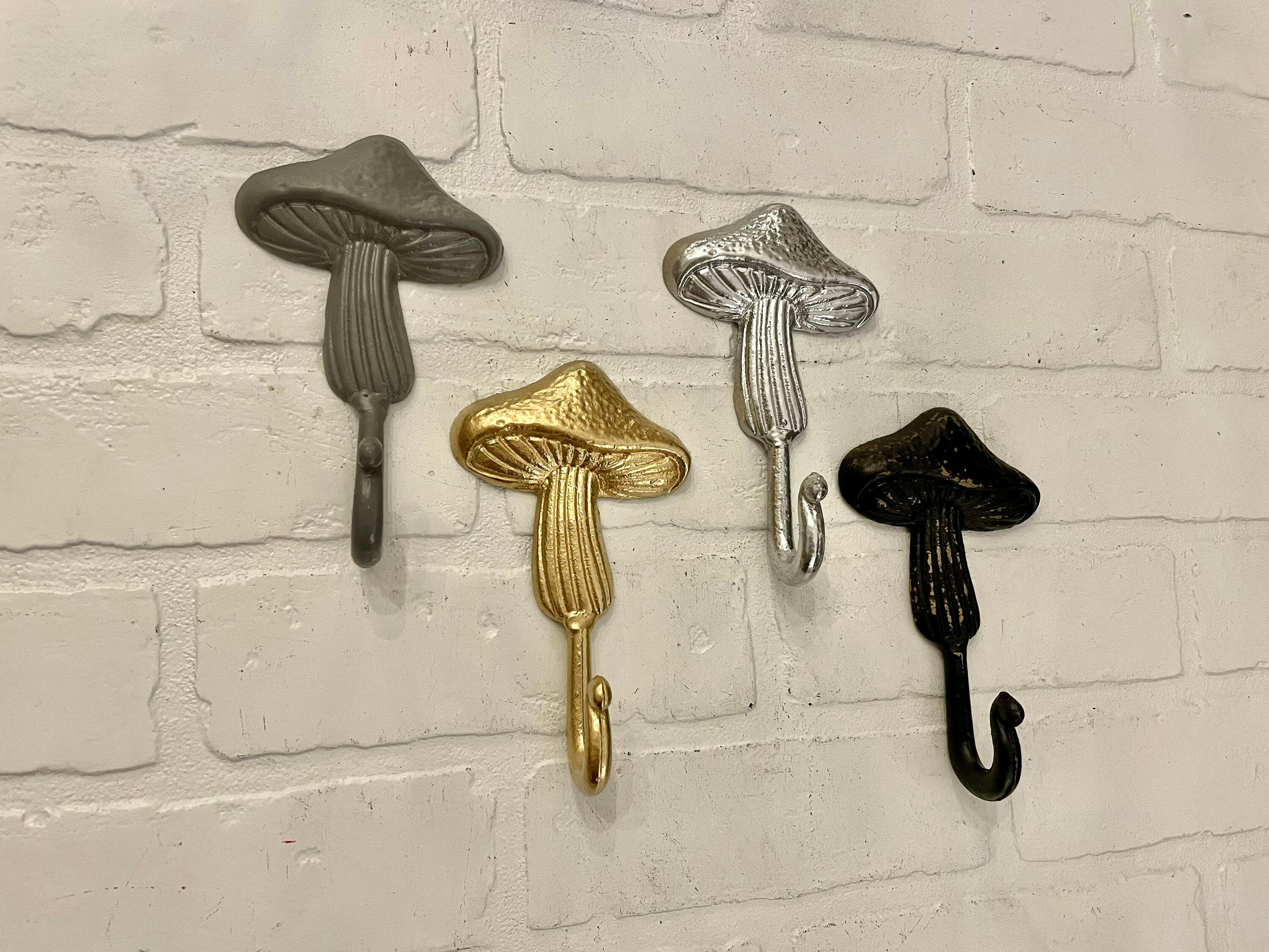 Mushroom Coat Hook (3 Colors), Mushrooms, Botanical Towel Hooks, ToadStool, Mushroom Bath Hoook, Nature Hook, Woodland Decor