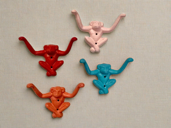 Monkey Hook(18 Colors), Monkey Decor, Playroom Decor, Kids Room, Animal Hook, Key Hook, Leash Hook, Nursery Wall Decor